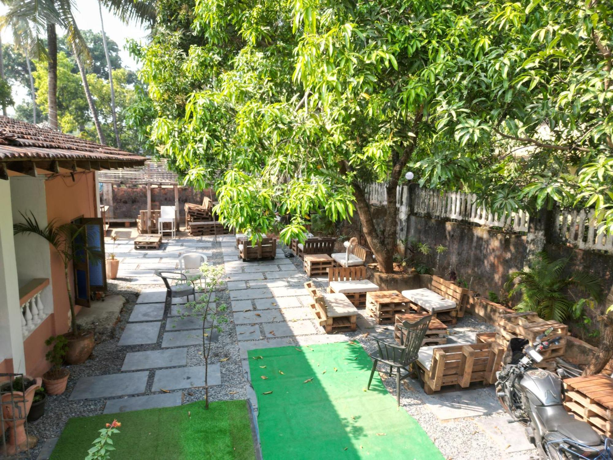 Streetmates Hostel Anjuna Exterior foto
