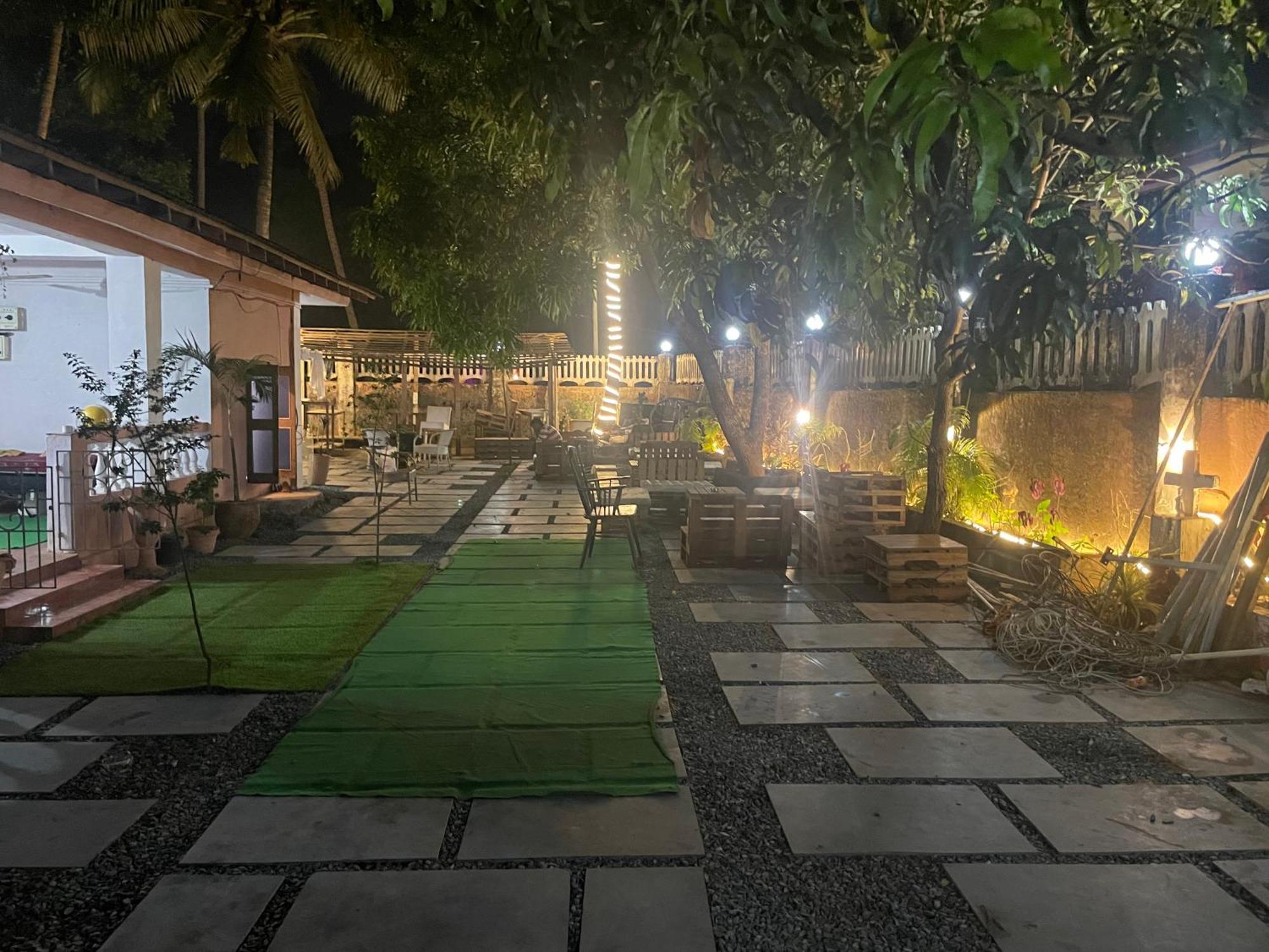 Streetmates Hostel Anjuna Exterior foto